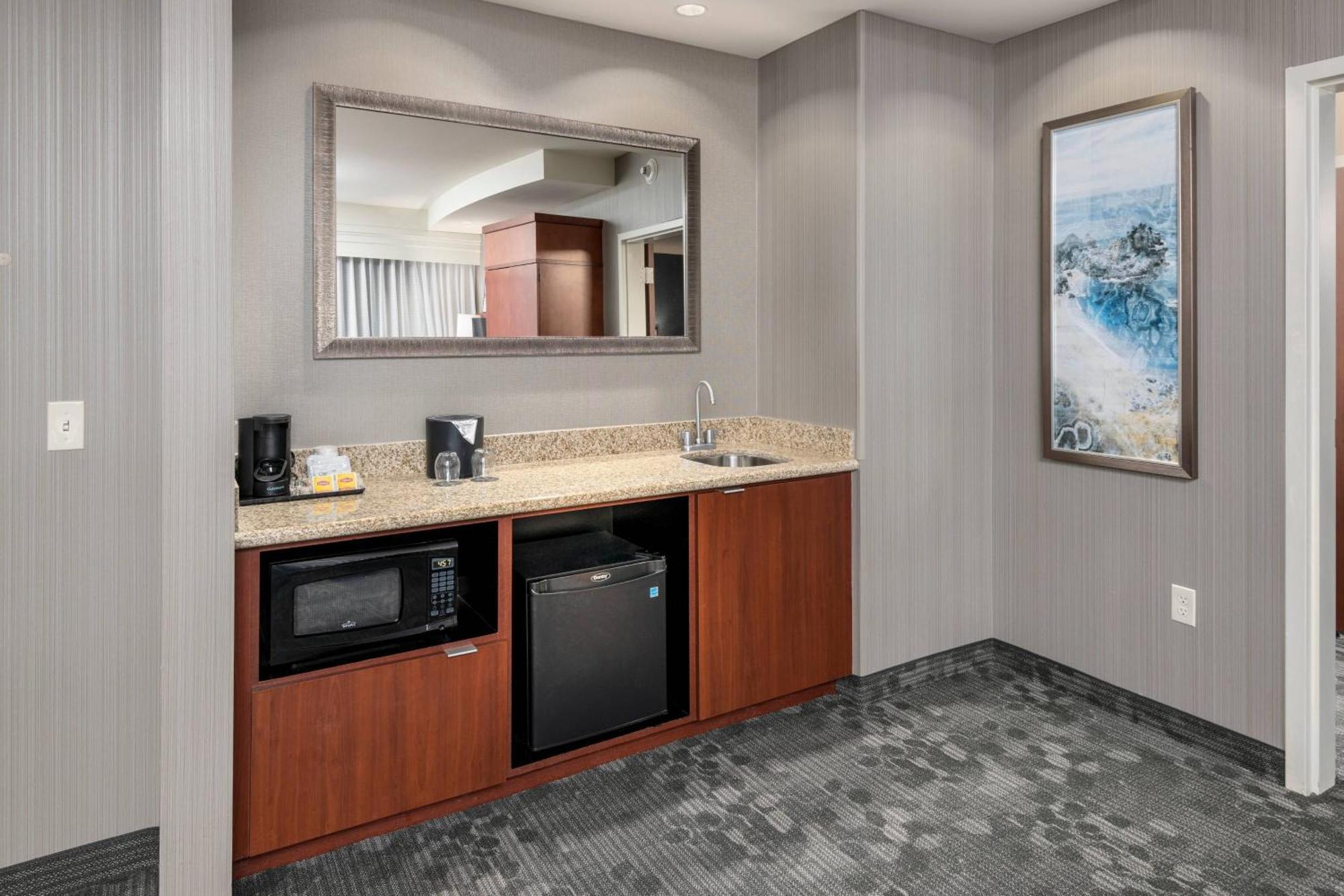 Courtyard By Marriott San Diego Oceanside Exterior foto