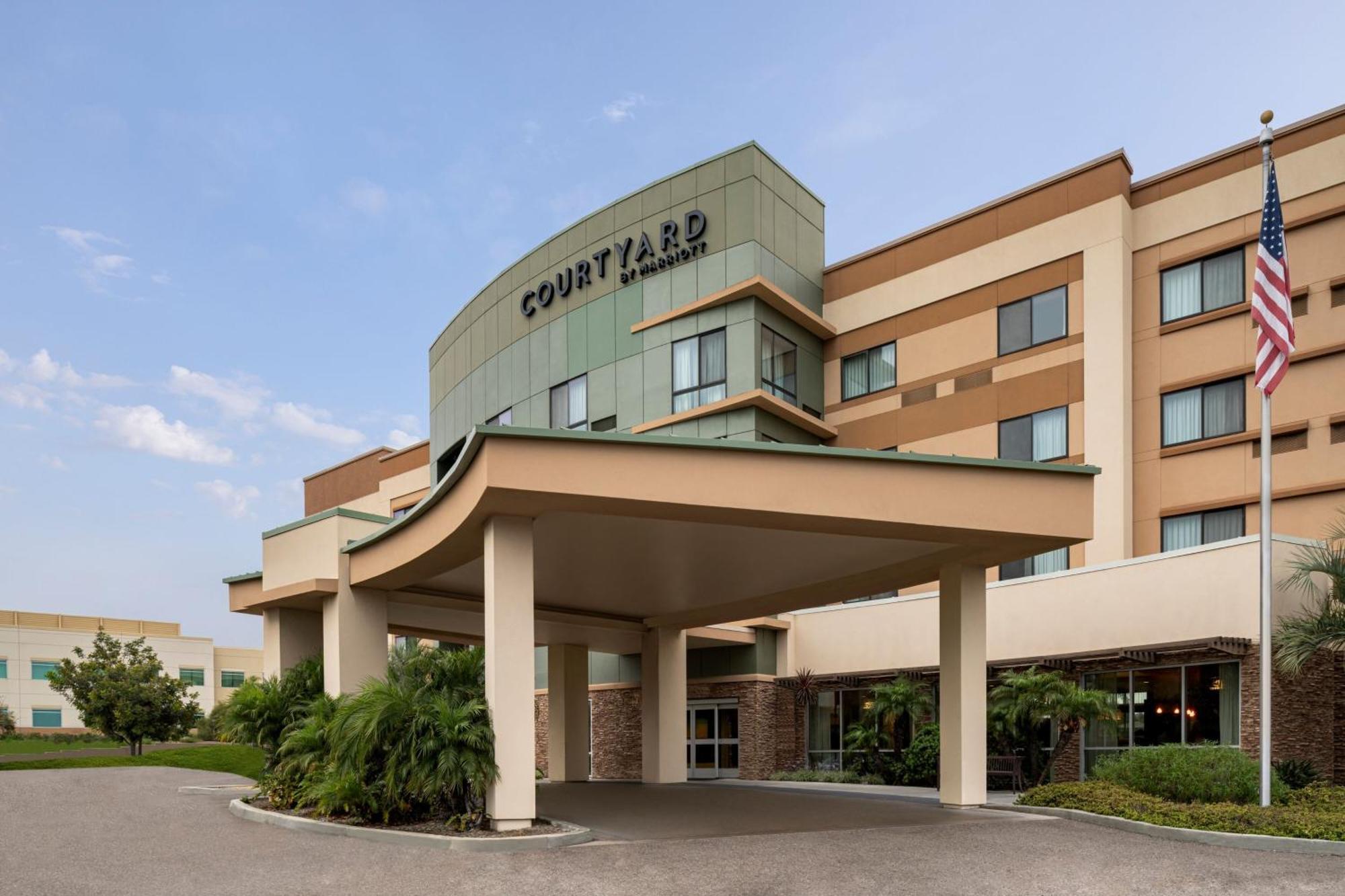 Courtyard By Marriott San Diego Oceanside Exterior foto