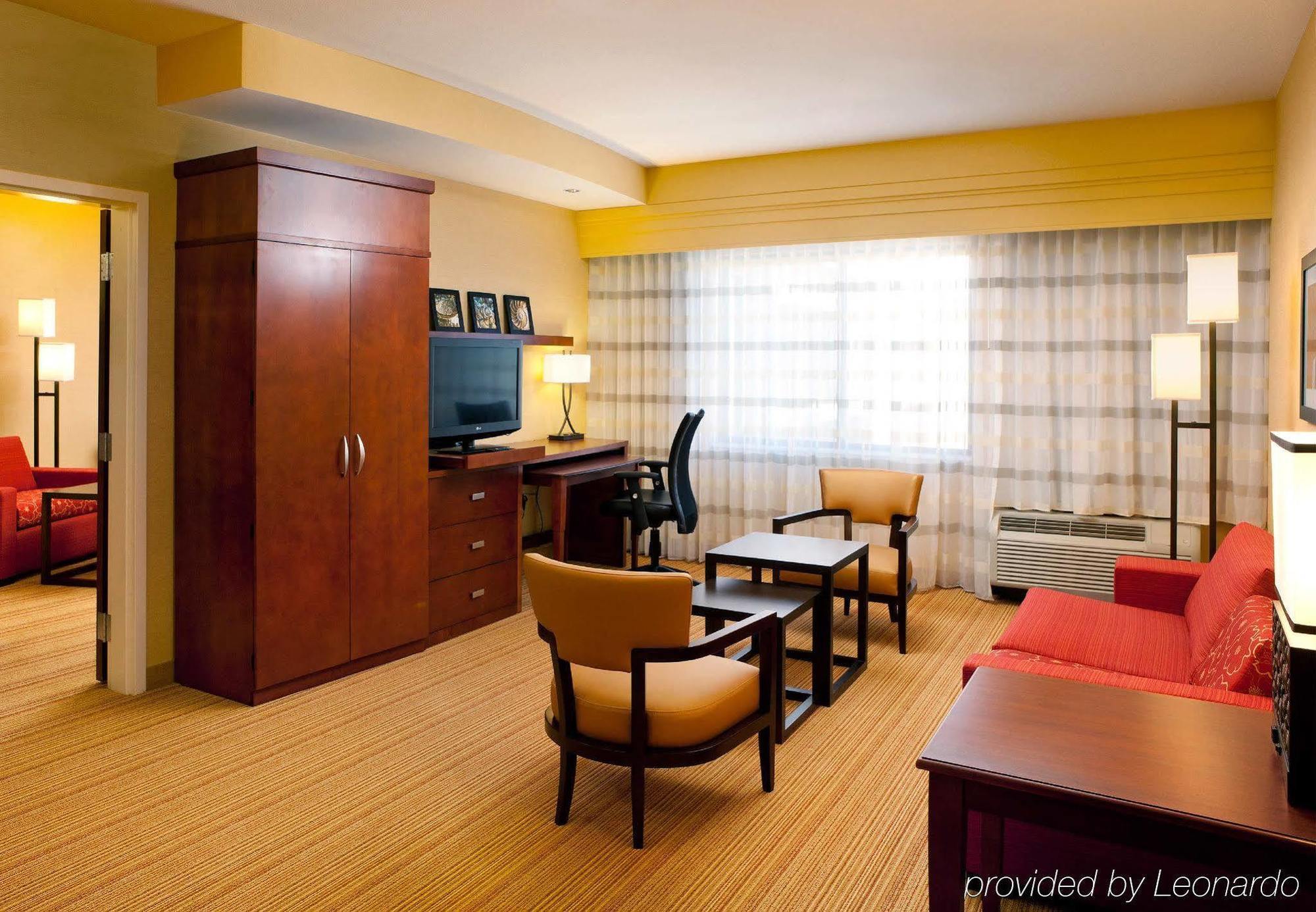Courtyard By Marriott San Diego Oceanside Quarto foto